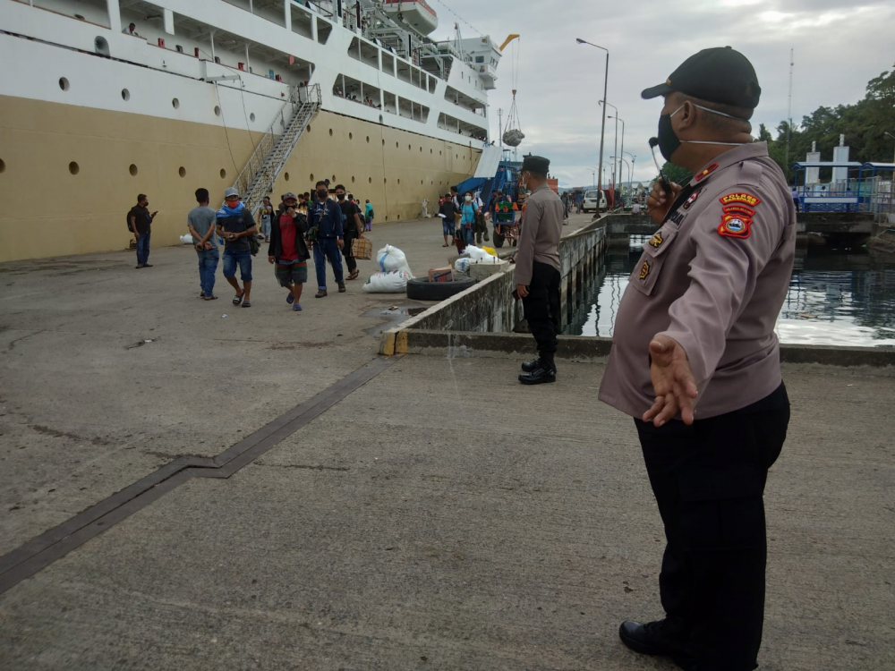 IMPLEMENTASIKAN SE NO 44/2021, PELABUHAN PARE-PARE TERKENDALI DAN PATUHI PROKES