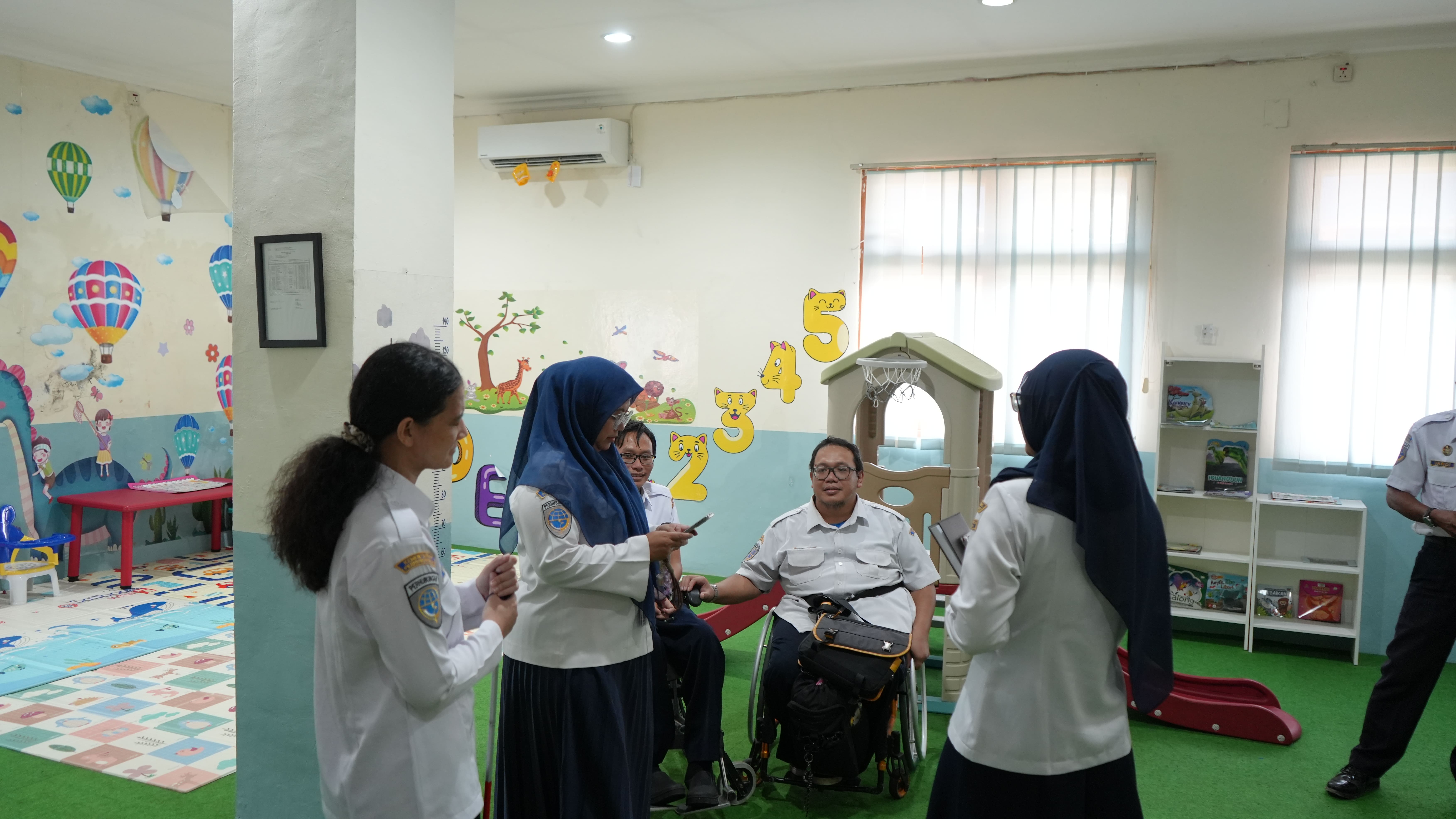 Distrik Navigasi Tipe B Tanjung Priok Perkuat Fasilitas Ramah Kelompok Rentan untuk Wujudkan Pelayanan Publik yang Inklusif