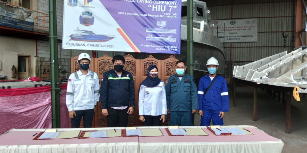KEEL LAYING KAPAL MILIK DISHUB PROVINSI DKI JAKARTA DI GALANGAN PT. TRISETIACIPTA PERSADA, BANGIL PASURUAN.