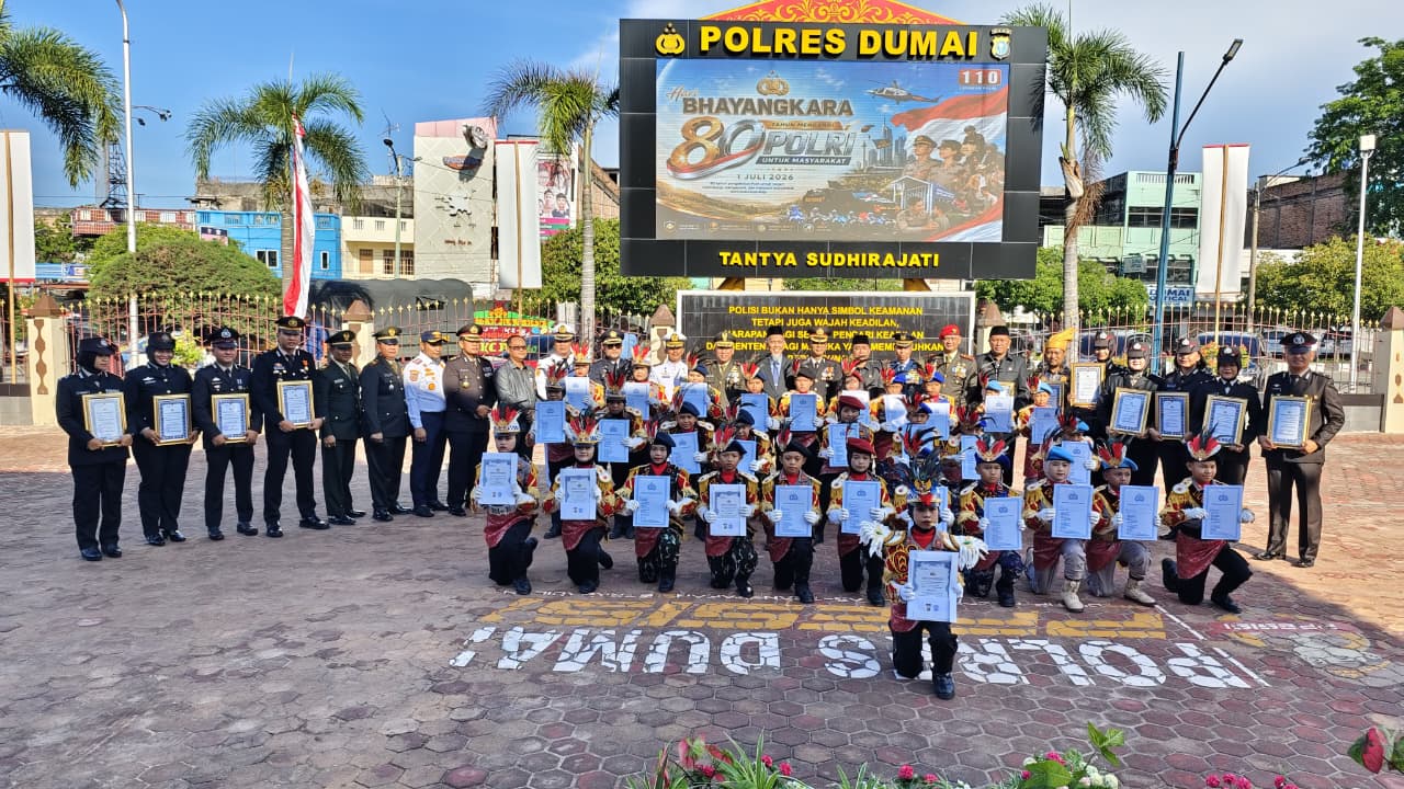 Kantor KSOP Kelas I Dumai Mengikuti Upacara dan Syukuran Hari Bhayangkara Ke-80 Tahun 2026 di Polres Dumai