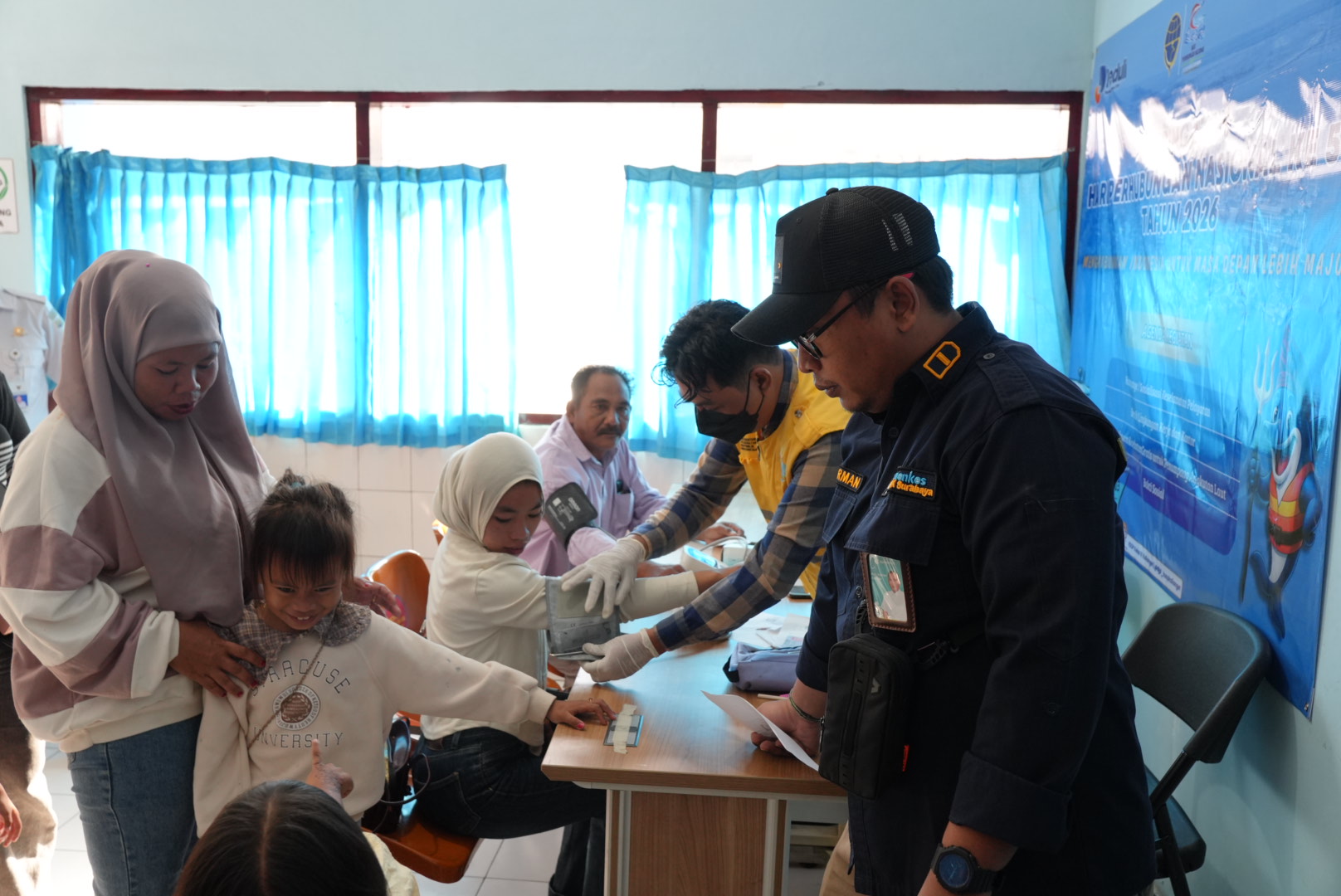 Sinergi KSOP dan BBKK Kalianget Gelar Cek Kesehatan Gratis Bagi Penumpang Angkutan Laut