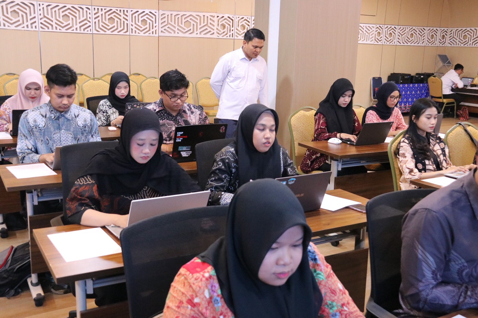 Berebut Peluang Emas Sektor Maritim: Ratusan Talenta Muda Serbu KSOP Utama Makassar