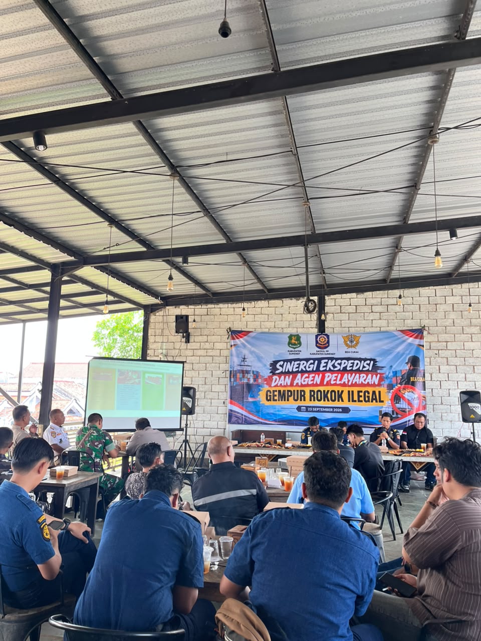 Perkuat Kolaborasi Maritim Melalui Kegiatan Sosialisasi Sinergi Ekspedisi dan Pelayaran Gempur Rokok Ilegal