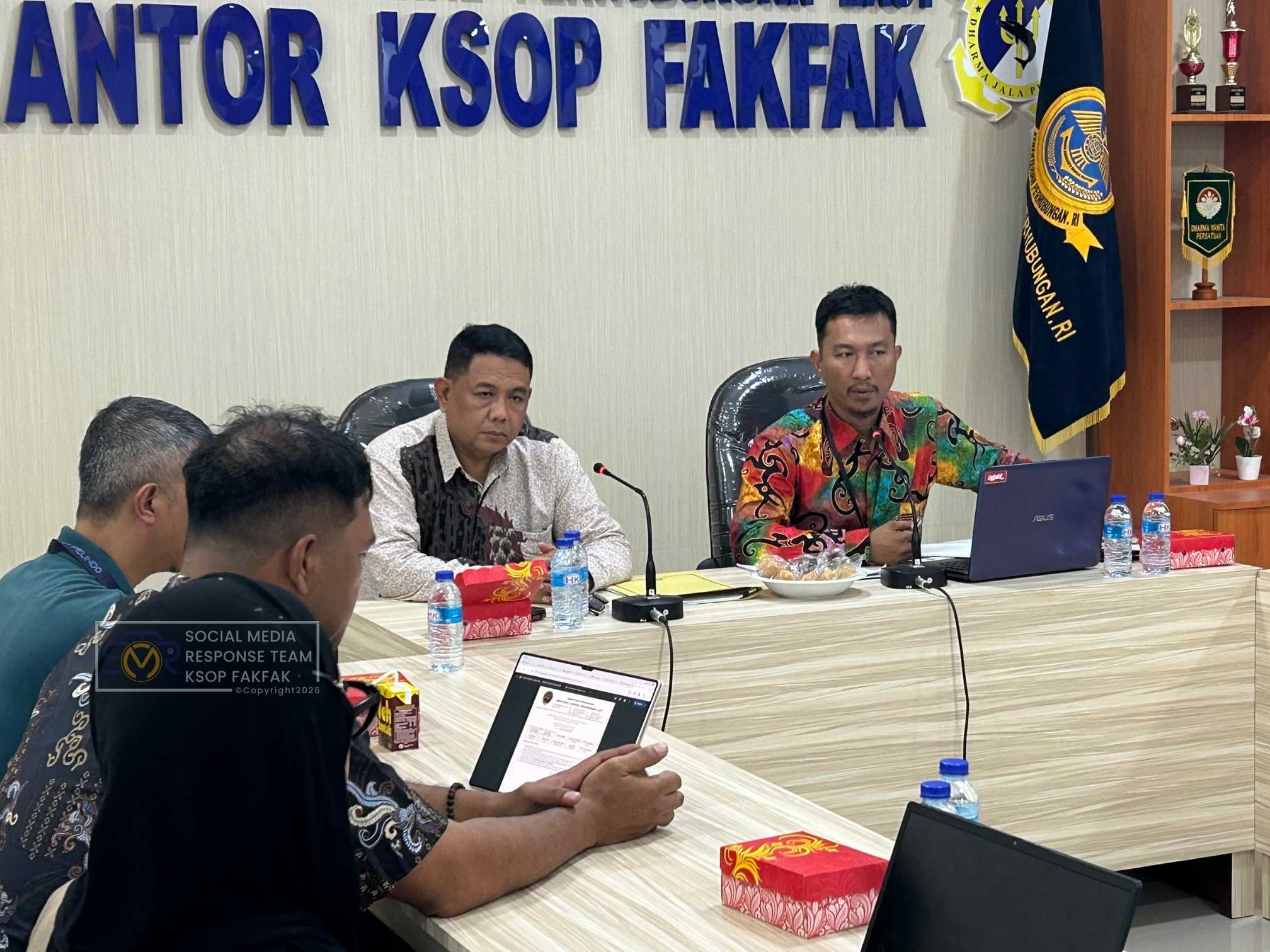KSOP Kelas IV Fakfak Laksanakan Evaluasi dan Verifikasi Pelayanan Jasa Pemanduan dan Penundaan Kapal