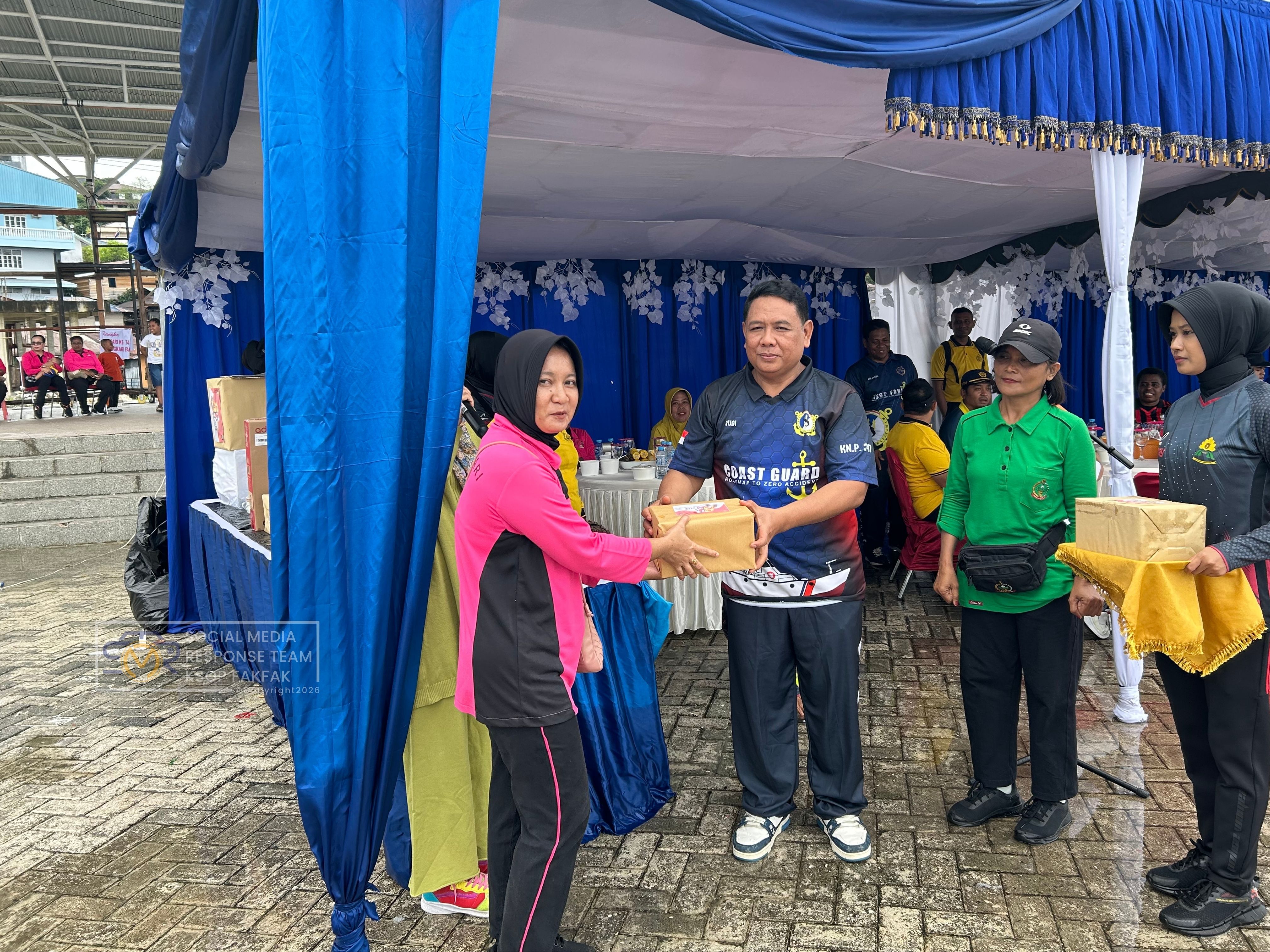 Gerak Jalan Santai dan Senam Bersama dalam Rangka HUT Bhayangkara Ke-80 Tahun 2026 di RTH KH. Ma’ruf Amin