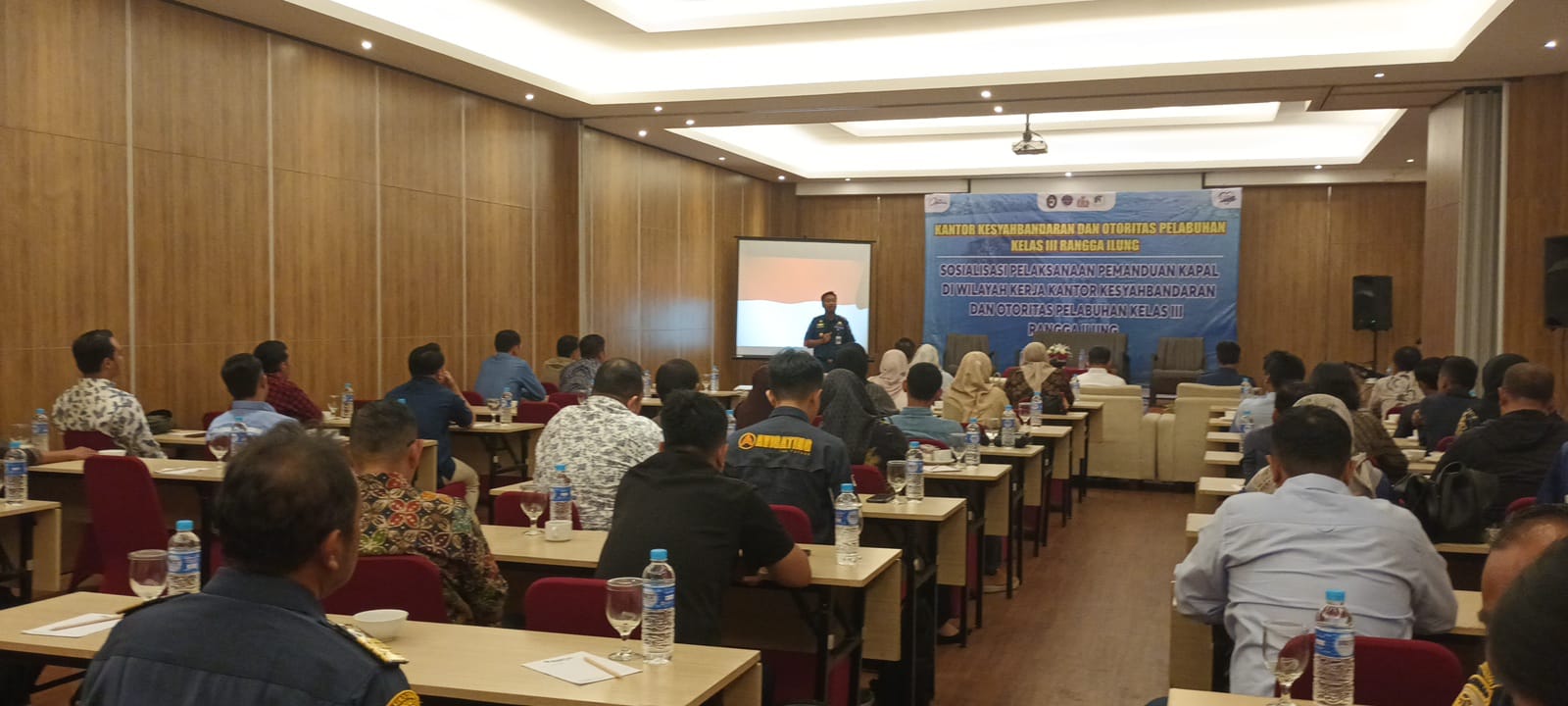 Sosialisasi Pelaksanaan Pemanduan Kapal Di Wilayah Kerja Kantor Kesyahbandaran dan Otoritas Pelabuhan Kelas III Rangga Ilung