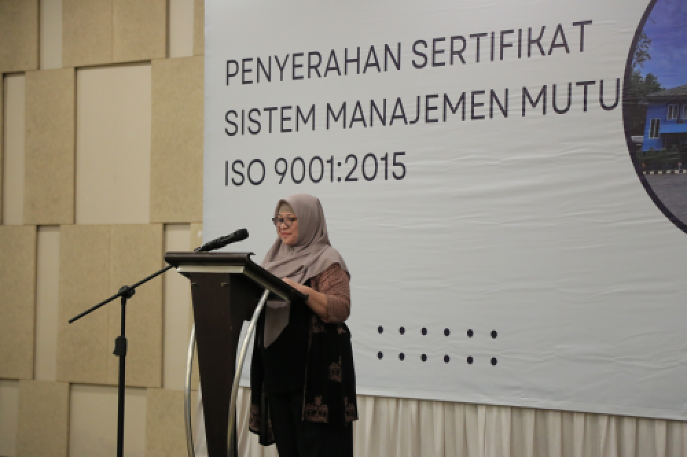 Penyerahan Sertifikat Sistem Menajemen Mutu ISO 9001:2015