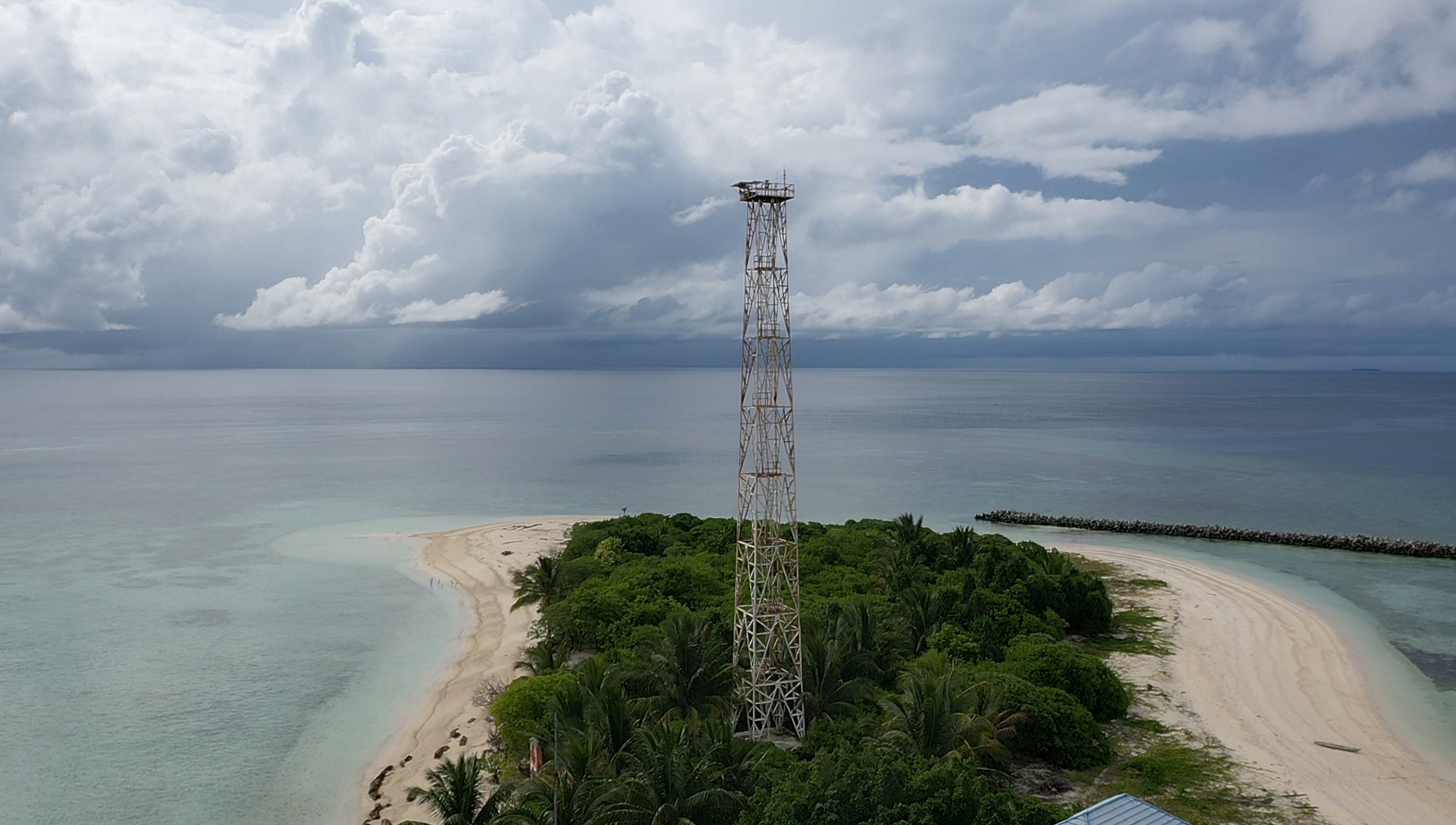 MENARA SUAR PULAU SAMBIT