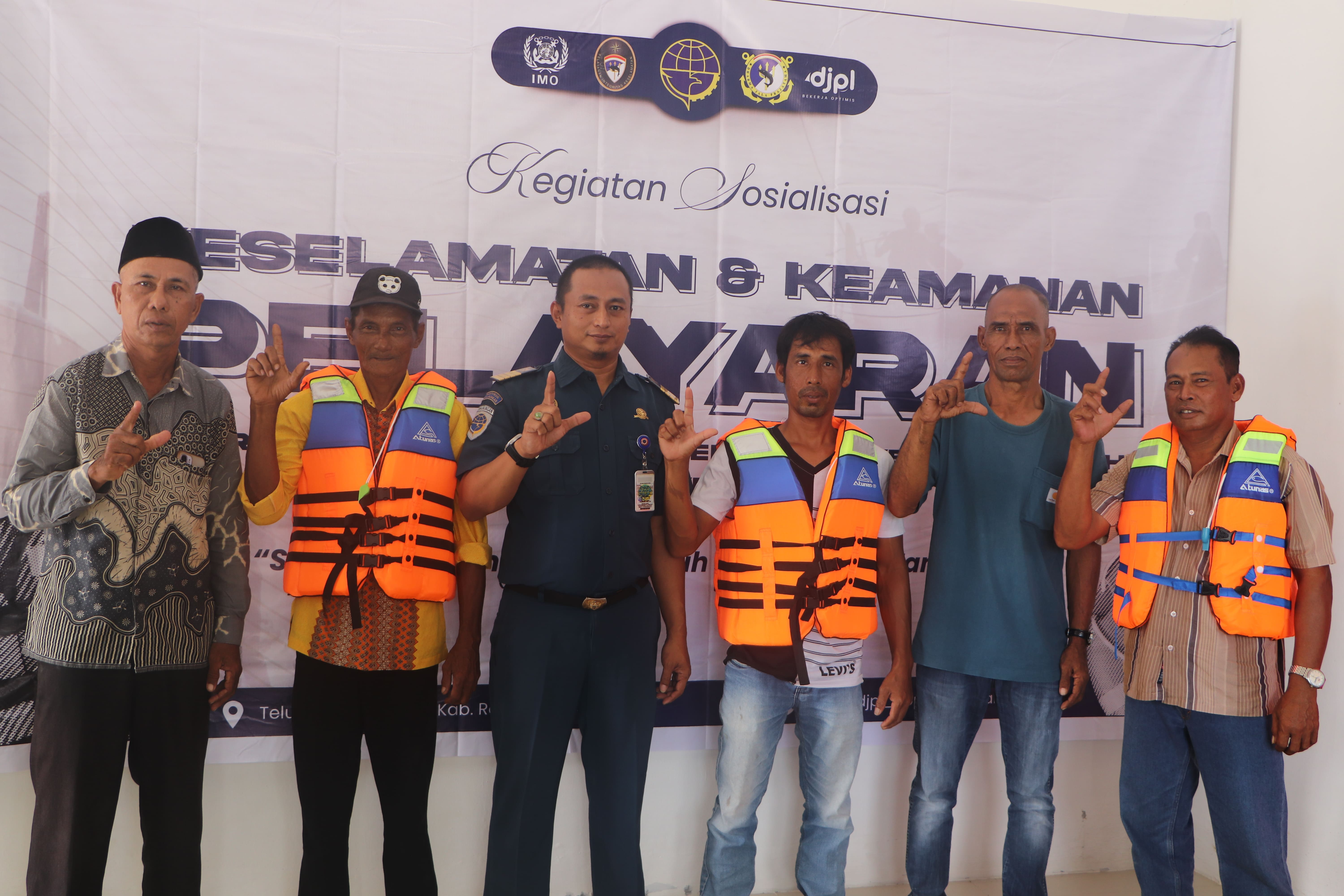 DOKUMENTASI KEGIATAN SOSIALIASI KESEMATAN PELAYARAN