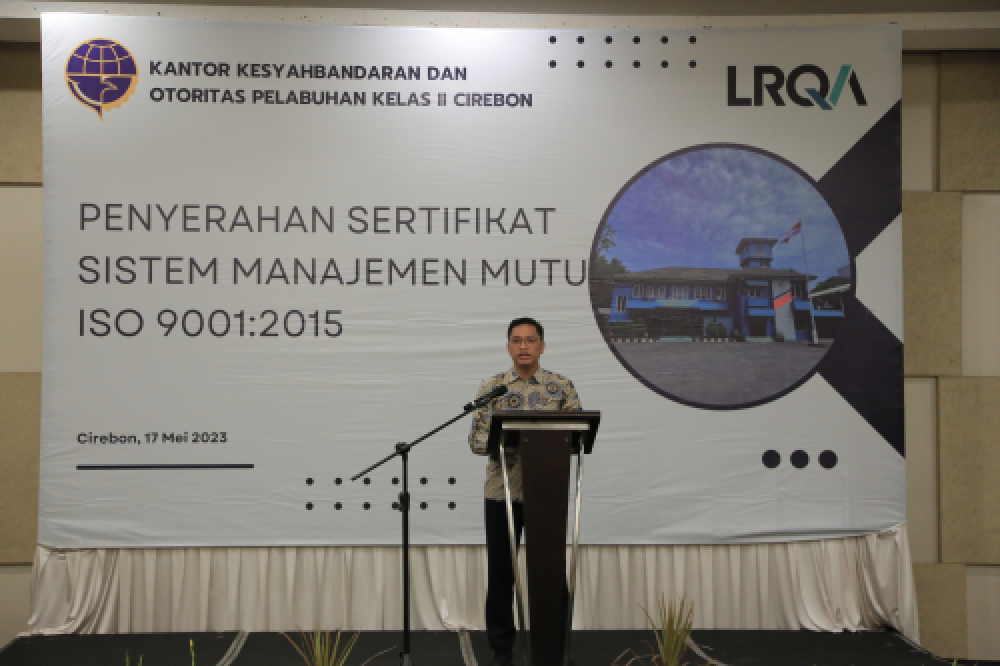 Penyerahan Sertifikat Sistem Menajemen Mutu ISO 9001:2015